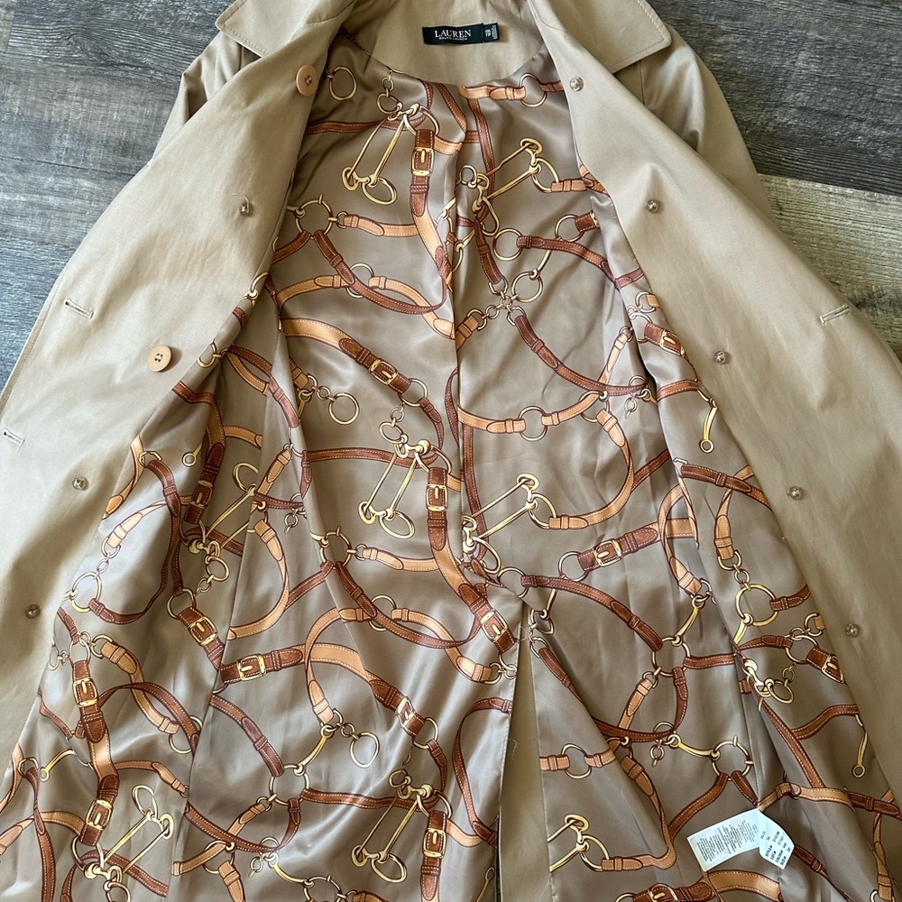 Ralph Lauren Belted water resistant Trench Coat - Picture 5 of 16